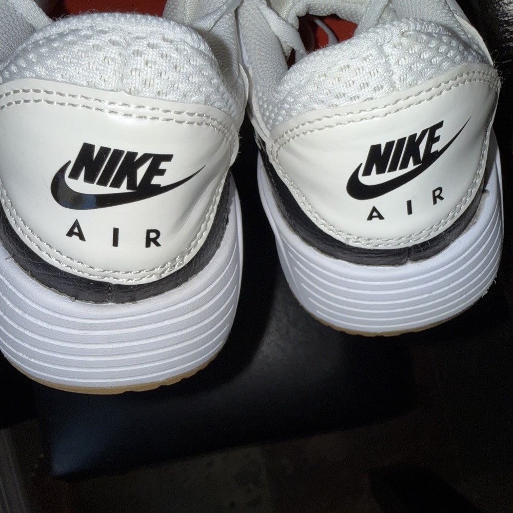 Nike Air Max Leopard Women's Size 10 DZ5200-100 Athletic Sneaker Black/White - Picture 6 of 8